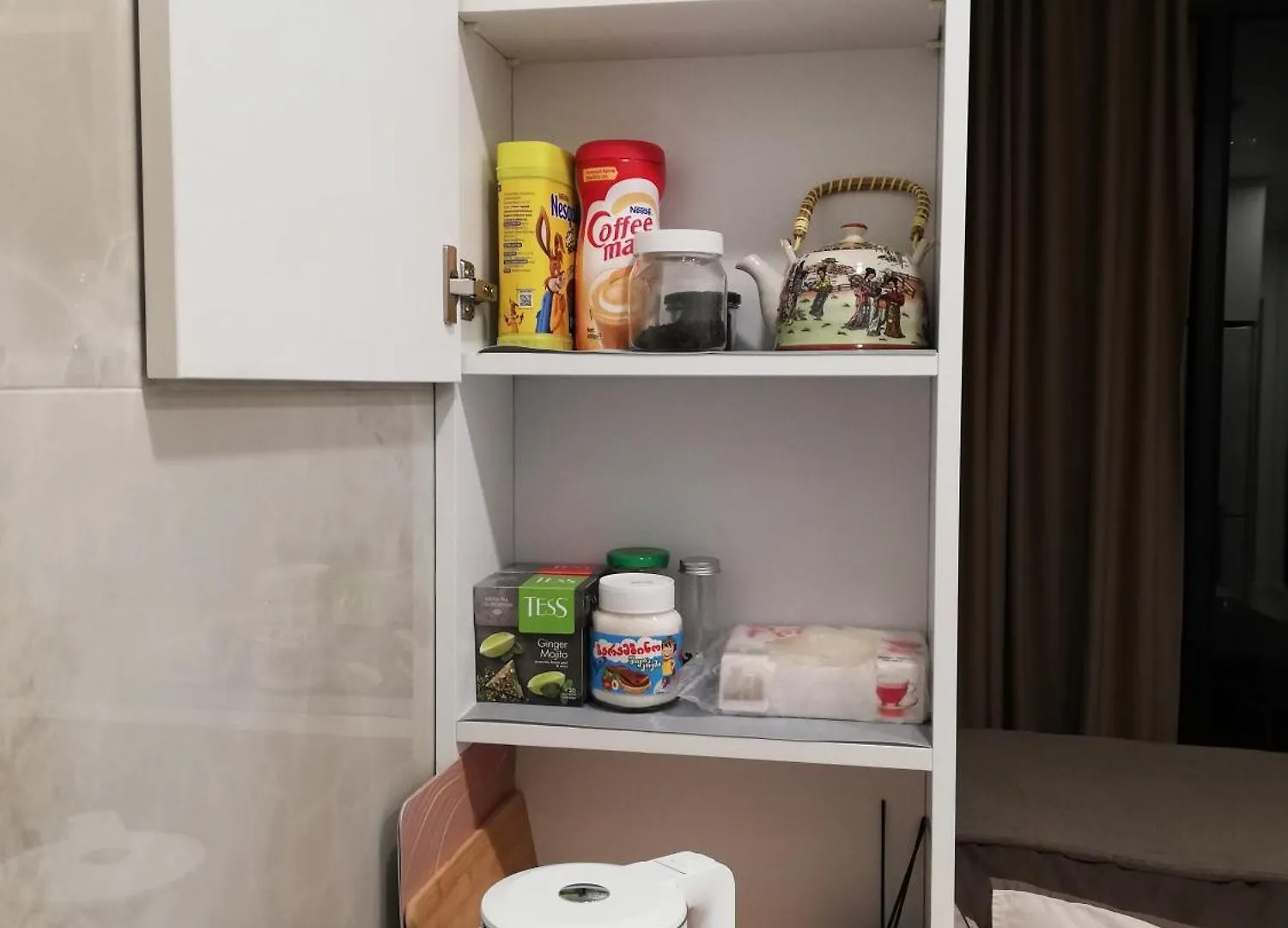 Apartment White Small Studio Batumi